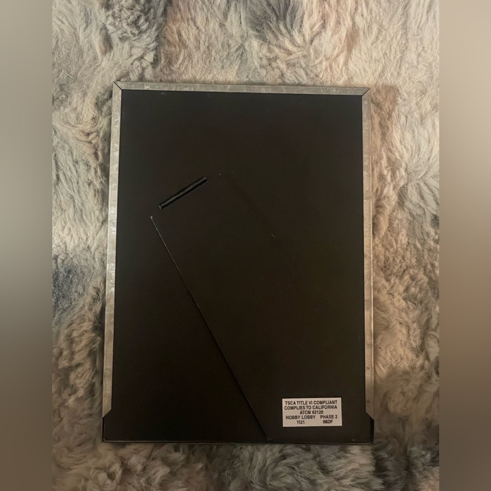 Picture frames - Picture 2 of 3